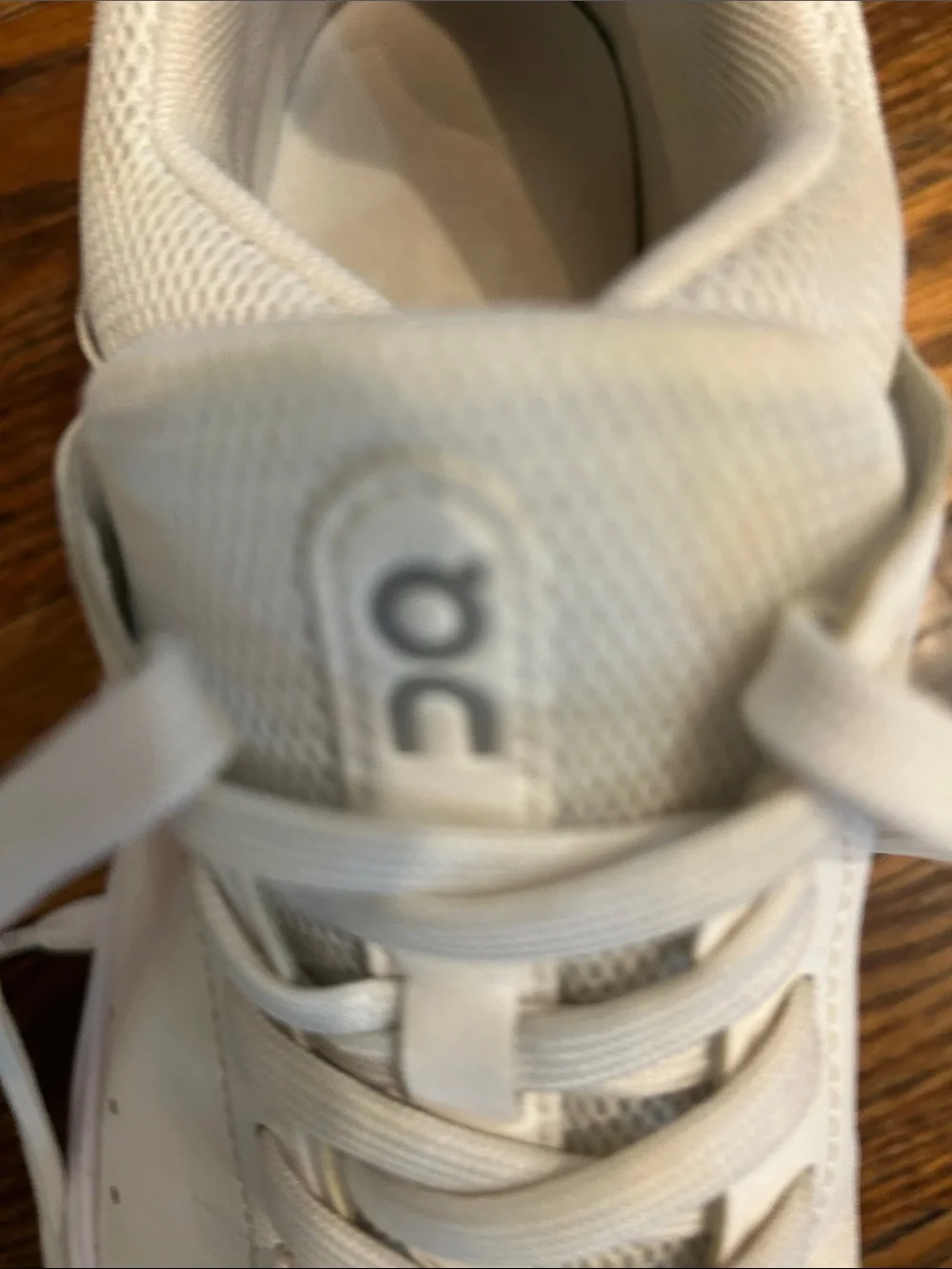 On Running ‘The Roger’ Women’s white Low-Top Sneakers(Roger Federer)Great shoes